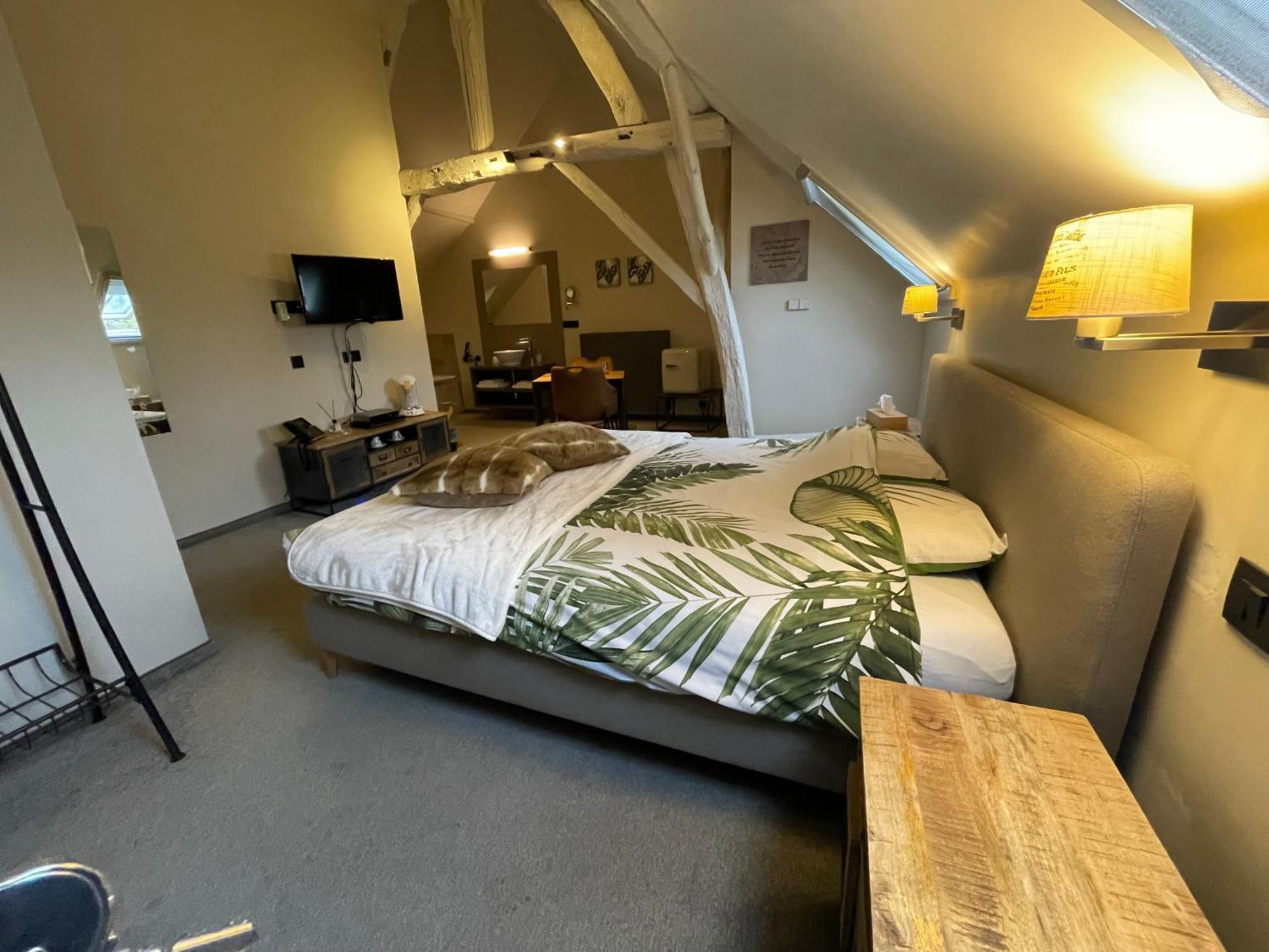 De Verborgen Parel B&B Borgloon Ngoại thất bức ảnh