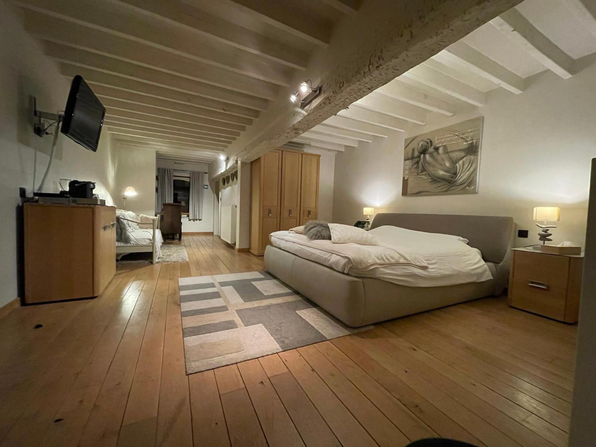 De Verborgen Parel B&B Borgloon Ngoại thất bức ảnh